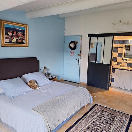 Clos des hérissons, chambre bleuet, piscine, jardin Lauris Esterno foto