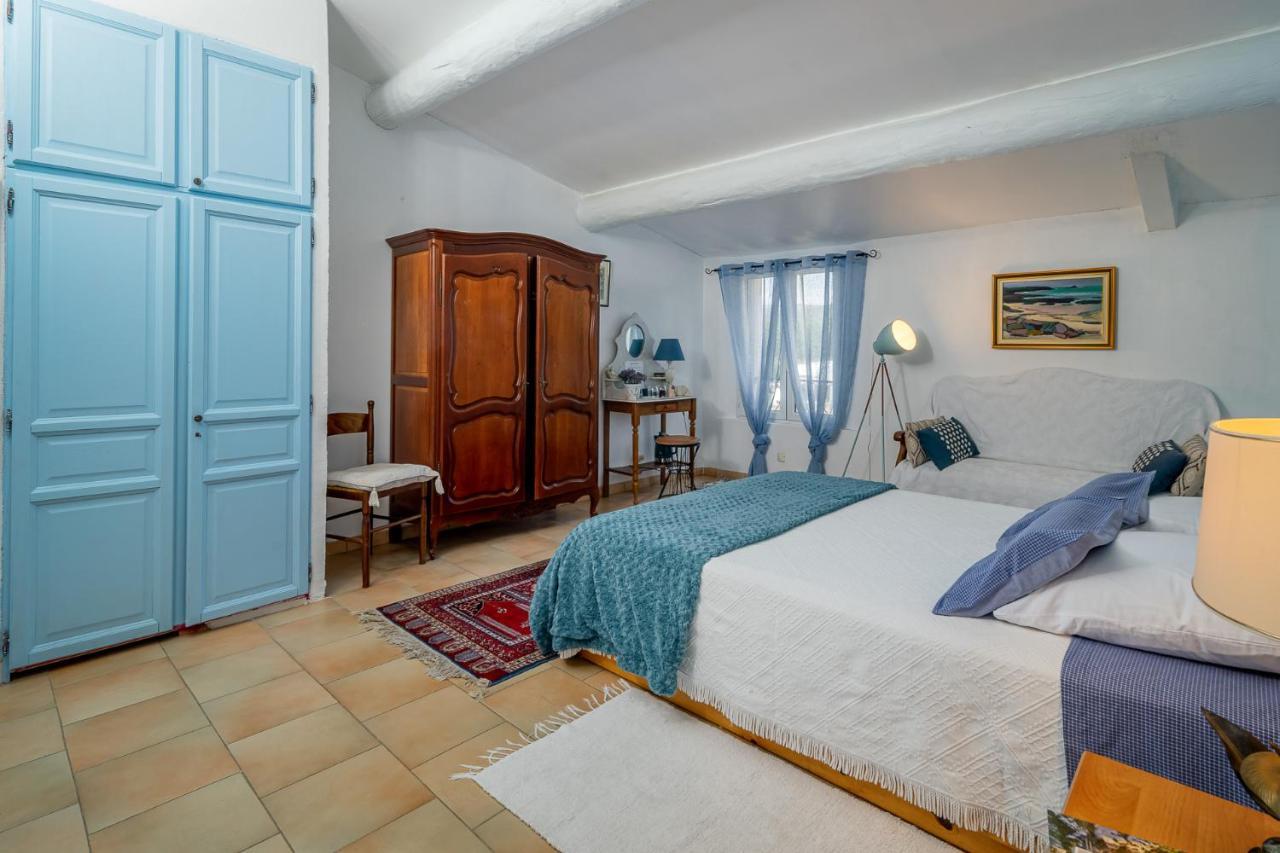 Clos des hérissons, chambre bleuet, piscine, jardin Lauris Esterno foto