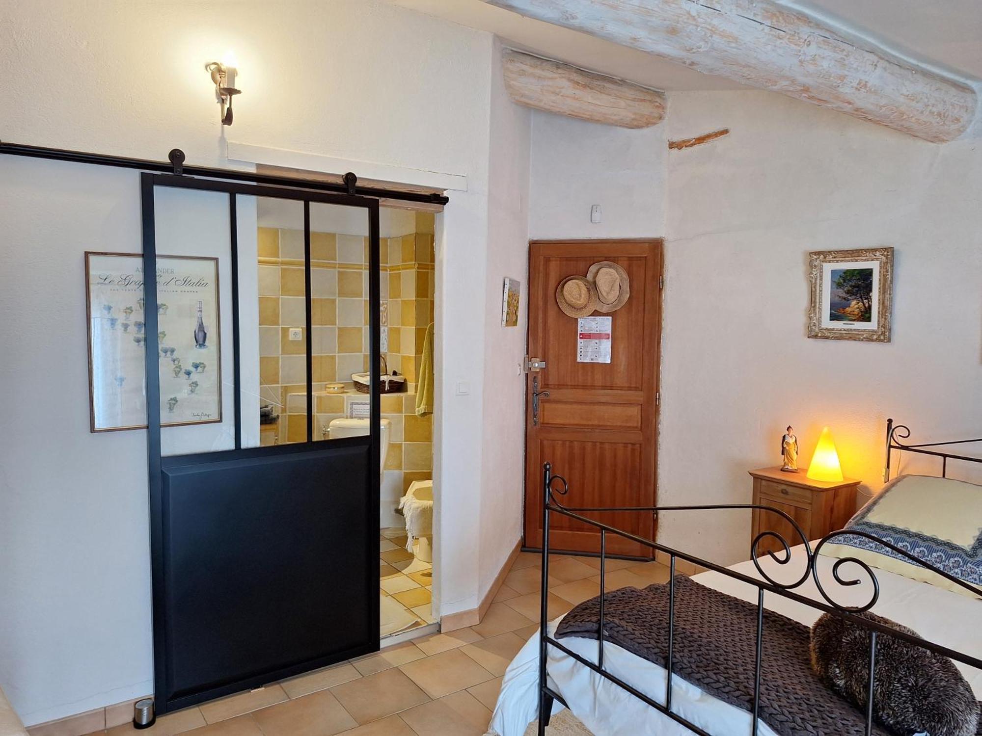 Clos des hérissons, chambre bleuet, piscine, jardin Lauris Esterno foto
